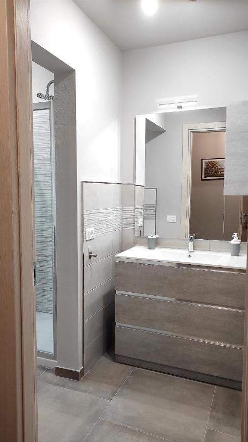 Gli Ulivi Rooms Λούκα Εξωτερικό φωτογραφία